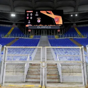 Arsenal at Stadio Olimpico: A Europa League Showdown Against SL Benfica, Rome Arsenal at Stadio Olimpico: A Europa League Showdown Against SL Benfica, Rome