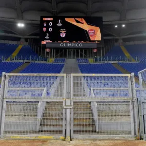 Arsenal at Stadio Olimpico: UEFA Europa League Clash Against SL Benfica Arsenal at Stadio Olimpico: UEFA Europa League Clash Against SL Benfica