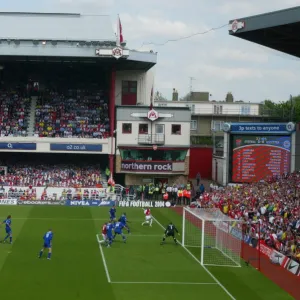 Arsenal Stadium, Highbury during the match. Arsenal 2: 1 Leicester City