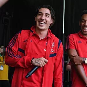 Arsenal Stars Meet Fans Before Arsenal v Fiorentina International Champions Cup Match in Charlotte, 2019