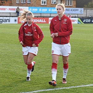 Arsenal Stars Vivianne Miedema and Beth Mead Before WSL Clash vs Sunderland