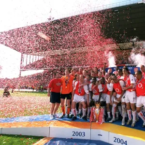 The Arsenal team celebrate after the matchArsenal v Leicester City