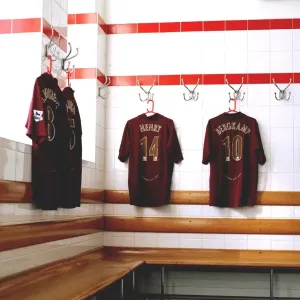 Arsenal Team Unity: Gathering for Victory in the Home Changeroom, Highbury, London, 2006