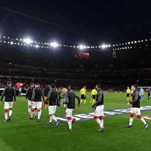 Arsenal team walk out before the match. Arsenal 4: 1 CSKA Moscow. UEFA Europa League