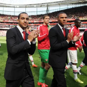 Arsenal: Theo Walcott and Kieran Gibbs Celebrate Victory over West Bromwich Albion (2013-14) Arsenal: Theo Walcott and Kieran Gibbs Celebrate Victory over West Bromwich Albion (2013-14)
