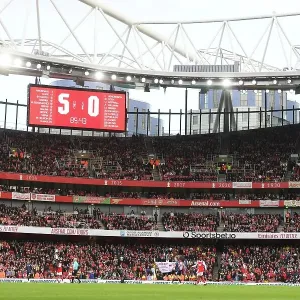 Arsenal Thrashes Nottingham Forest 5-0 in Premier League Showdown