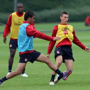 Arsenal Training: Koscielny and Chamakh in Focus Arsenal Training: Koscielny and Chamakh in Focus