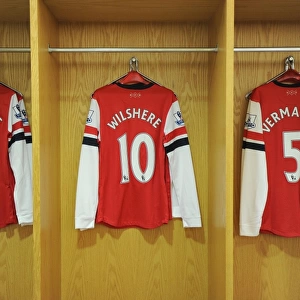 Arsenal Trio: Walcott, Wilshere, Vermaelen in the Changing Room (Arsenal v Hull City, 2013-14)