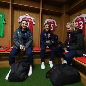 Arsenal Triple Threat: McCabe, Mead, and van de Donk Prepare for FA Womens Continental League Cup Final