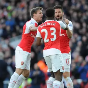 Arsenal Triumph: Giroud, Welbeck, Monreal Celebrate Goal vs. Norwich City (2015-16) Arsenal Triumph: Giroud, Welbeck, Monreal Celebrate Goal vs. Norwich City (2015-16)