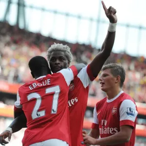Arsenal Triumph: Song, Eboue, and Arshavin Celebrate 3-1 Over Blackburn Rovers