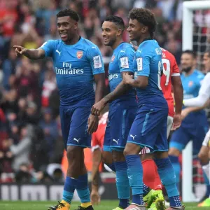 Arsenal Triumph: Walcott, Iwobi, Nelson in Glory: Celebrating Goals vs Benfica (Emirates Cup 2017-18) Arsenal Triumph: Walcott, Iwobi, Nelson in Glory: Celebrating Goals vs Benfica (Emirates Cup 2017-18)