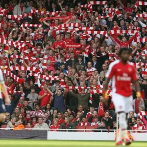 Arsenal Triumphs 3-0 Over Tottenham in Premier League Rivalry at Emirates Stadium (2009) Arsenal Triumphs 3-0 Over Tottenham in Premier League Rivalry at Emirates Stadium (2009)