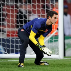 Arsenal Triumphs 3-1 over Olympiacos in Champions League Group Stage: James Shea's Victory