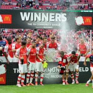 Arsenal Triumphs in Community Shield: 3-0 Victory over Manchester City Arsenal Triumphs in Community Shield: 3-0 Victory over Manchester City