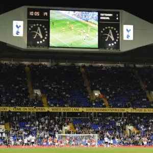 Arsenal Triumphs Over Tottenham Hotspur 4-1 in Carling Cup Third Round Arsenal Triumphs Over Tottenham Hotspur 4-1 in Carling Cup Third Round