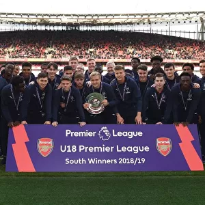 Season 2018-19 Collection: Arsenal v Brighton & Hove Albion 2018-19