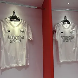 Arsenal United Against Knife Crime: All-White FA Cup Third Round - Arsenal vs Liverpool Arsenal United Against Knife Crime: All-White FA Cup Third Round - Arsenal vs Liverpool