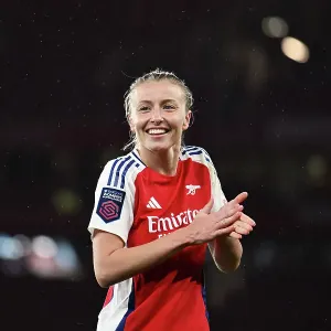 Arsenal v Aston Villa - Barclays Women's Super League Arsenal v Aston Villa - Barclays Women's Super League