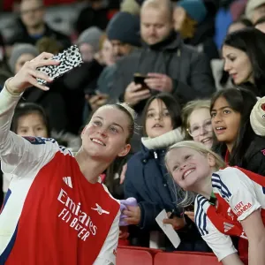 Arsenal v Aston Villa - Barclays Women's Super League Arsenal v Aston Villa - Barclays Women's Super League