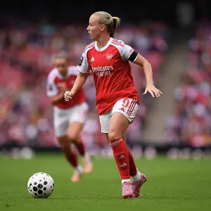 Arsenal v Aston Villa - Barclays Women's Super League<br> Arsenal v Aston Villa - Barclays Women's Super League