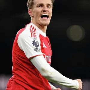 Arsenal v Aston Villa - Premier League Arsenal v Aston Villa - Premier League
