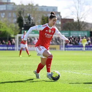 Arsenal v Brighton & Hove Albion - Adobe Women's FA Cup Quarter Final<br> Arsenal v Brighton & Hove Albion - Adobe Women's FA Cup Quarter Final