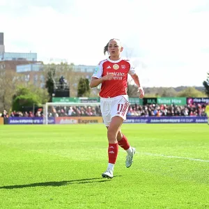 Arsenal v Brighton & Hove Albion - Adobe Women's FA Cup Quarter Final<br> Arsenal v Brighton & Hove Albion - Adobe Women's FA Cup Quarter Final