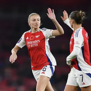 Arsenal v Brighton & Hove Albion - Barclays Women's Super League Arsenal v Brighton & Hove Albion - Barclays Women's Super League Arsenal v Brighton & Hove Albion - Barclays Women's Super League Arsenal v Brighton & Hove Albion - Barclays Women's Super League