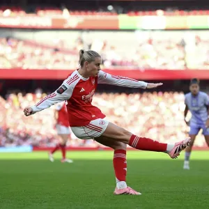 Arsenal v Brighton & Hove Albion - Barclays Women's Super League<br> Arsenal v Brighton & Hove Albion - Barclays Women's Super League Arsenal v Brighton & Hove Albion - Barclays Women's Super League<br> Arsenal v Brighton & Hove Albion - Barclays Women's Super League
