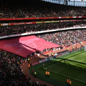 Arsenal 2021-22 Prints: Arsenal v Brighton and Hove Albion 2021-22