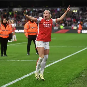 Arsenal v Chelsea - FA Women's Continental Tyres League Cup Final