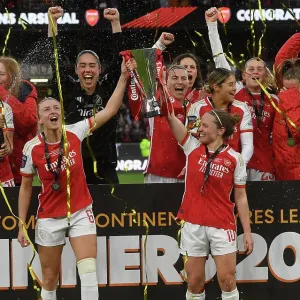 Arsenal v Chelsea - FA Women's Continental Tyres League Cup Final