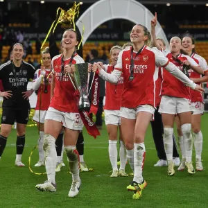 Arsenal v Chelsea - FA Women's Continental Tyres League Cup Final