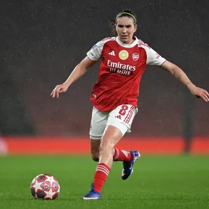 Arsenal v Chelsea - UEFA Women's Champions League 2025/26 Quarter-finals First Leg
