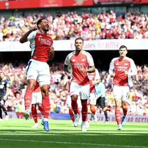 Arsenal v Olympique Lyonnais - Pre-Season Friendly Arsenal v Olympique Lyonnais - Pre-Season Friendly