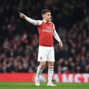 Arsenal v S. S. C. Napoli - UEFA Europa League Quarter Final : First Leg Arsenal v S. S. C. Napoli - UEFA Europa League Quarter Final : First Leg