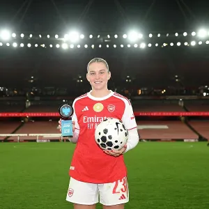 Arsenal v Tottenham Hotspur - Barclays Women's Super League<br> Arsenal v Tottenham Hotspur - Barclays Women's Super League