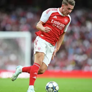 Arsenal v Villarreal - Pre-Season Friendly Arsenal v Villarreal - Pre-Season Friendly