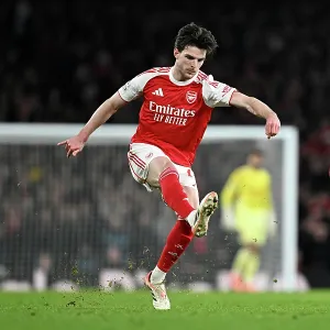 Arsenal v Wolverhampton Wanderers - Premier League