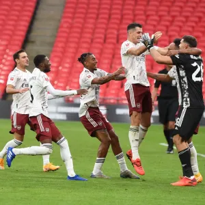 Arsenal Victory: FA Community Shield Champions 2020-21 - Arsenal Players Celebrate