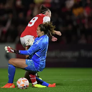 Arsenal vs. Ajax: Battle in the UEFA Women's Champions League