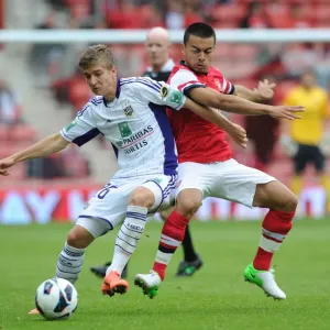 Arsenal vs. Anderlecht: Nico Yennaris Tackles Dennis Praet in 2012 Pre-Season Clash