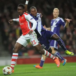 Arsenal vs. Anderlecht: Penalty Drama as Welbeck Fouls Mbemba Arsenal vs. Anderlecht: Penalty Drama as Welbeck Fouls Mbemba