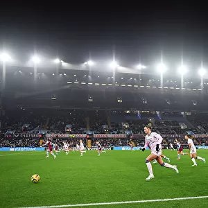 Arsenal vs. Aston Villa: Barclays Women's Super League Clash at Villa Park