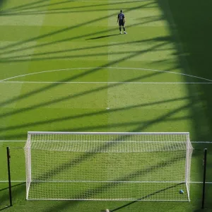 Arsenal vs Aston Villa: Premier League Showdown at Emirates Stadium, 2011-12