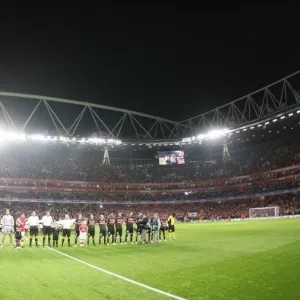 Arsenal vs AZ Alkmaar: 4-1 Victory in UEFA Champions League Group H (2009) Arsenal vs AZ Alkmaar: 4-1 Victory in UEFA Champions League Group H (2009)