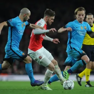 Arsenal vs. Barcelona: A Tense Champions League Battle, 2016 - Ramsey Faces Mascherano and Rakitic Arsenal vs. Barcelona: A Tense Champions League Battle, 2016 - Ramsey Faces Mascherano and Rakitic