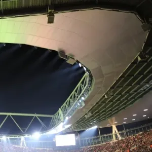 Arsenal vs. Bayern Munich: Battle Under the Emirates Lights, UEFA Champions League 2015/16 Arsenal vs. Bayern Munich: Battle Under the Emirates Lights, UEFA Champions League 2015/16
