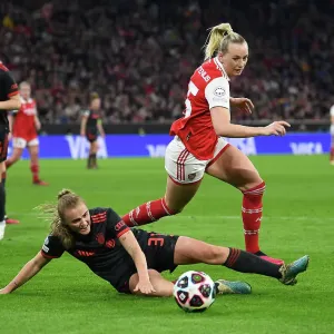 Arsenal vs. Bayern Munich: A Battle in the UEFA Women's Champions League Quarter-Finals